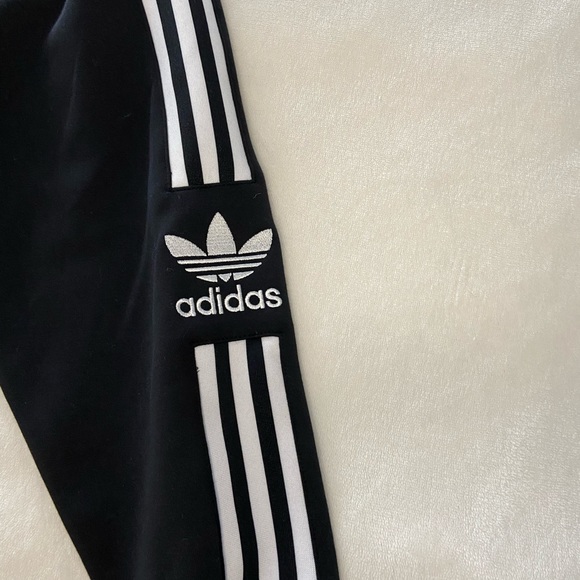 SOLD - Picture 3 of 5